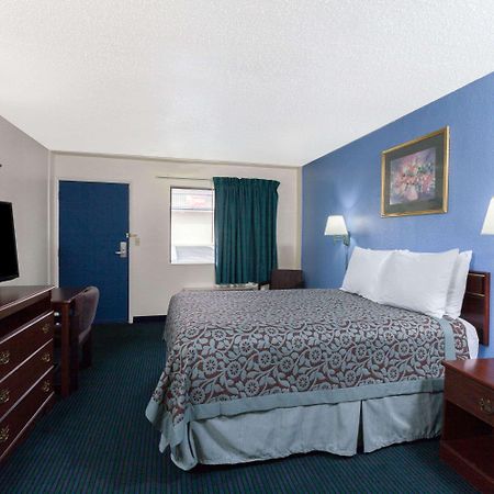 Days Inn By Wyndham Oklahoma City Fairground Ngoại thất bức ảnh