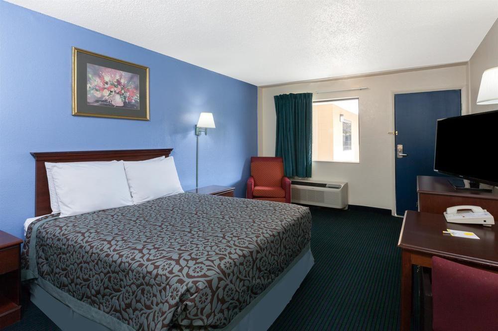 Days Inn By Wyndham Oklahoma City Fairground Ngoại thất bức ảnh